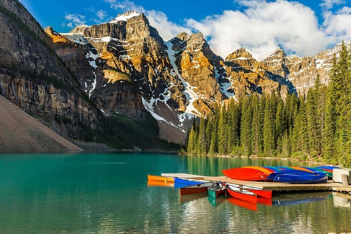 Full-Day Banff & Lake Louise Tour: Moraine Lake, Emerald Lake, Johnston Canyon photo 3