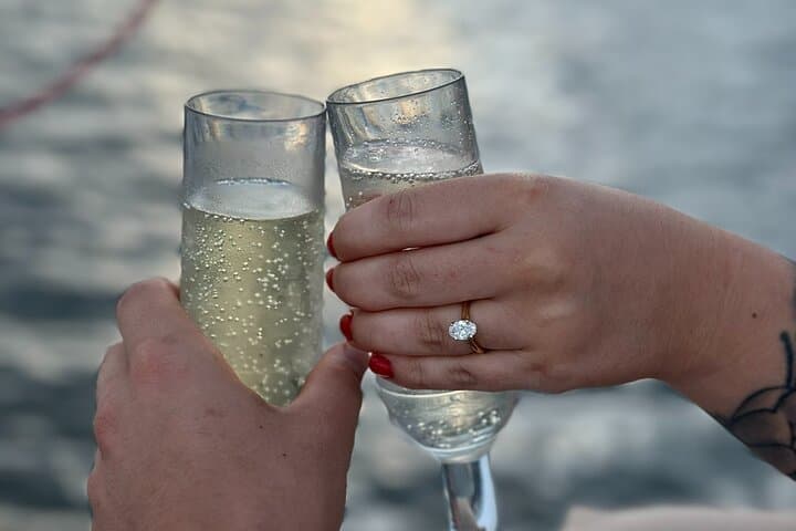 Gold Coast Sunset Sailing Cruise: 2-Hour Wine & Tasting Plate photo 6
