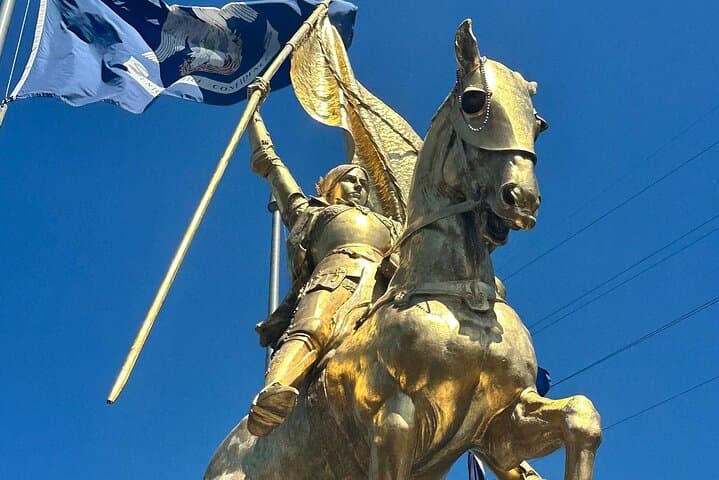 New Orleans Full-Day Private Tour — French Quarter, City Park & Beignets photo 4