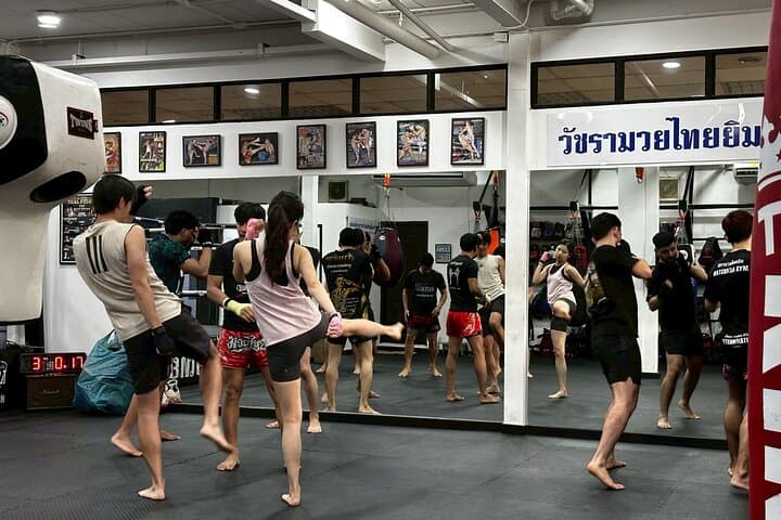 Bangkok Muay Thai Workout: 90-Min Beginner-Friendly Class in Downtown photo 3