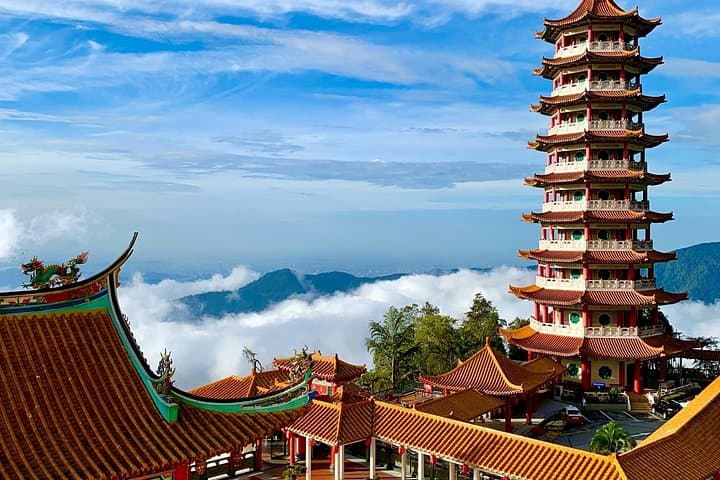 Genting Highlands Day Trip from Kuala Lumpur: Awana SkyWay, Theme Park & Mountain Views photo 2
