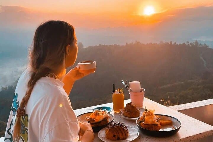 Sunrise at Mount Batur: Kintamani Hot Springs & Tegalalang Rice Terraces Day Tour