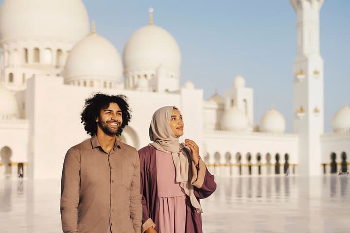 Full-Day Abu Dhabi Sightseeing from Dubai — Grand Mosque, Corniche & Yas Island