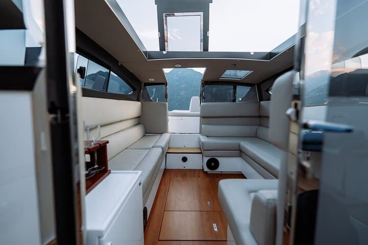 Private Boat Tour on Lake Como: Villas, Views & Luxury Cruise photo 2