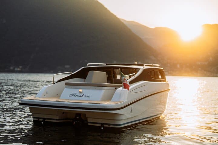 Private Boat Tour on Lake Como: Villas, Views & Luxury Cruise photo 3