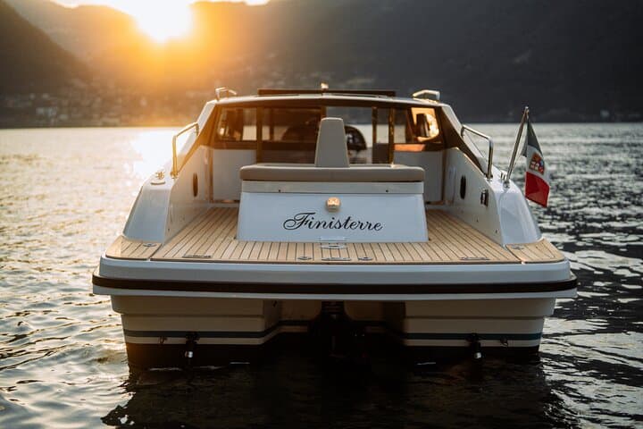 Private Boat Tour on Lake Como: Villas, Views & Luxury Cruise photo 4