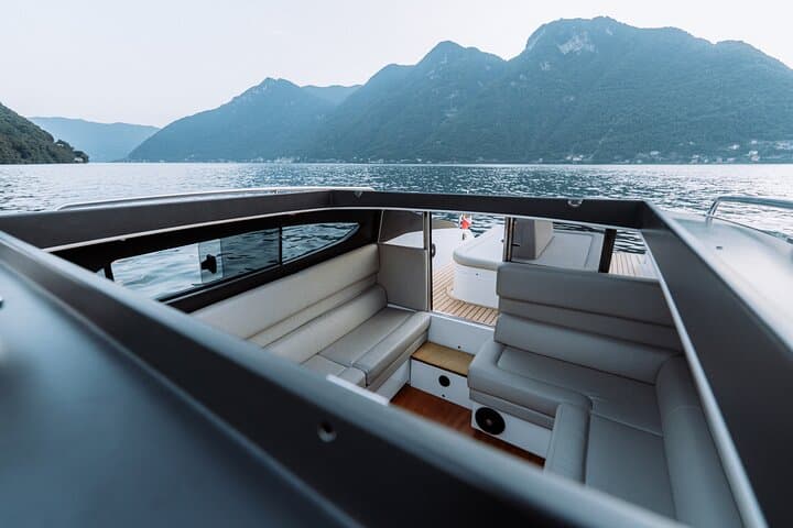 Private Boat Tour on Lake Como: Villas, Views & Luxury Cruise photo 6