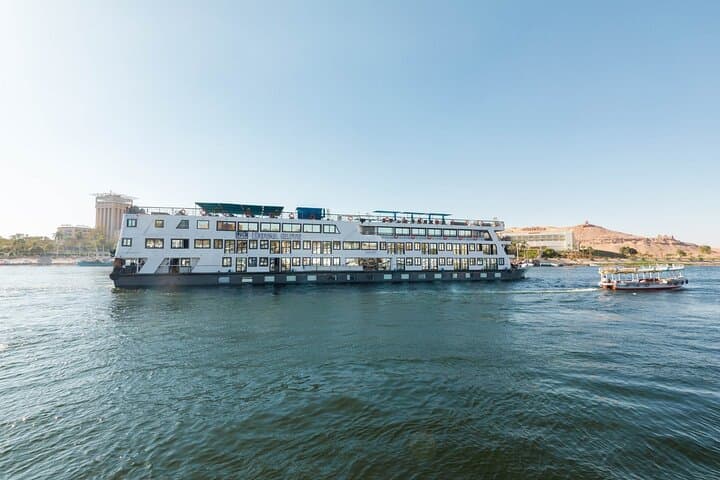 Aswan to Luxor: 4-Day Nile Cruise with Abu Simbel & Hot Air Balloon photo 2