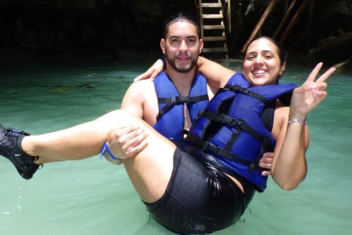 Puerto Plata Combo: Zipline Adventure and Damajagua Waterfalls (27 Charcos) photo 6