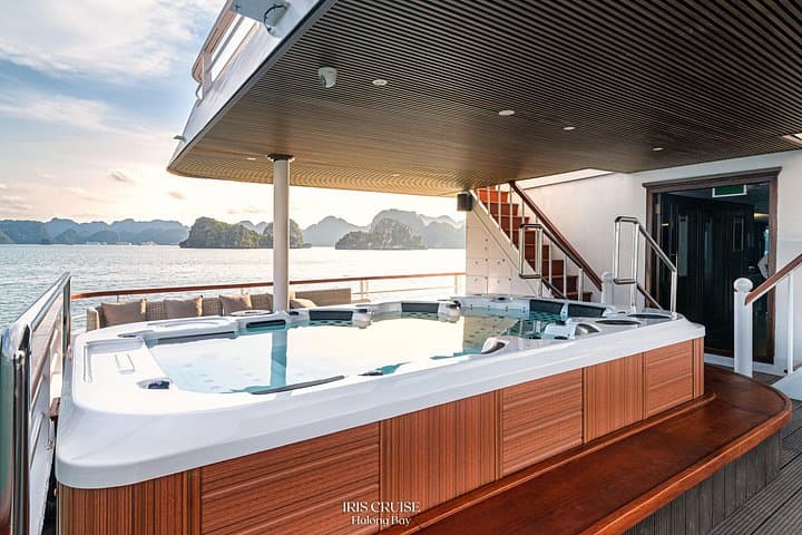 Iris Luxury Day Cruise in Halong Bay — Sung Sot, Luon Cave & Ti Top photo 3
