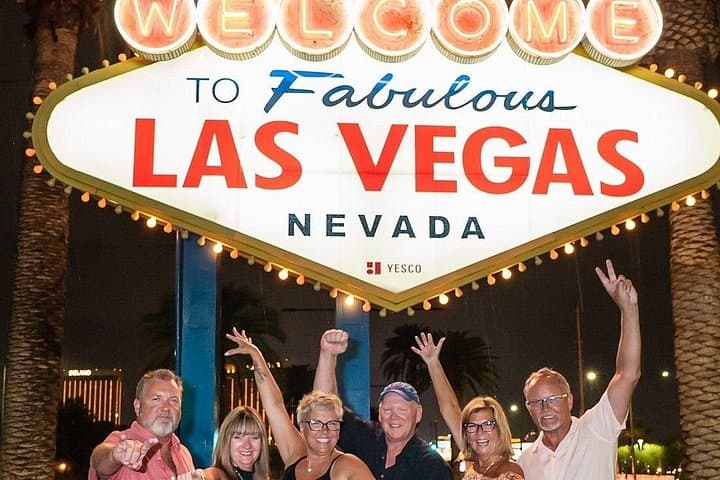 VIP Las Vegas Night Strip and Fremont Street Tour photo 2