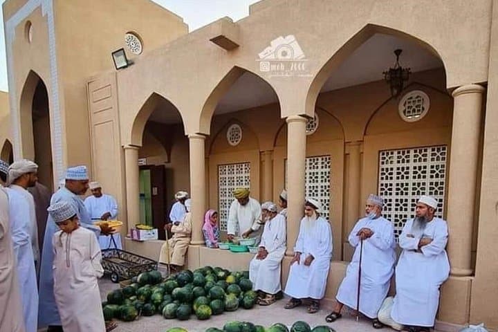 Salalah Half-Day City Tour: Frankincense, Mosques & Coastal Markets photo 1
