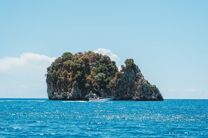 Capo Palinuro Boat Tour: Blue Grotto, Snorkeling & Hidden Coves in Cilento photo 6
