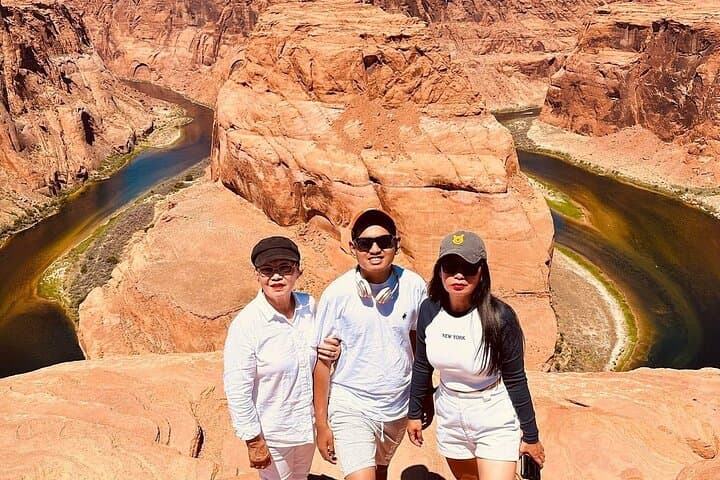 Day Trip to Lower Antelope Canyon and Horseshoe Bend from Las Vegas photo 3