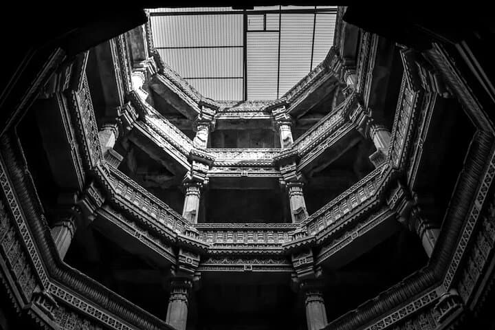 Private Walking Tour of Ahmedabad: Architecture, Pols & Street Food photo 6