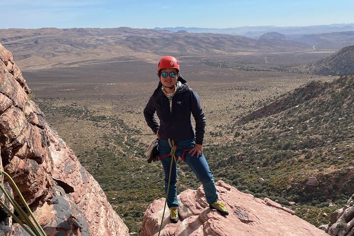 Red Rock Ultimate Summit Mission: Full-Day Multi-Pitch Climb in Red Rock Canyon photo 5