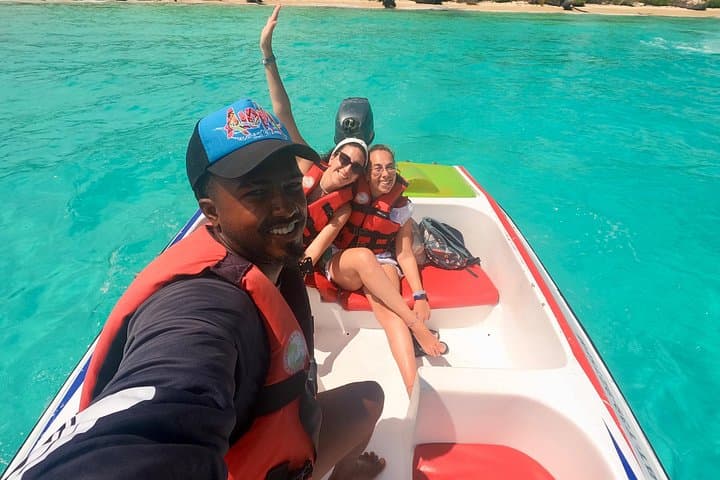 Punta Cana Speedboat Adventure: Drive-Your-Own Boat, Snorkel & Dolphin Watching photo 3