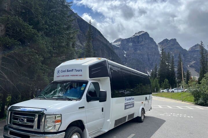 Canmore to Moraine Lake & Lake Louise: Shuttle Sightseeing Guide photo 4