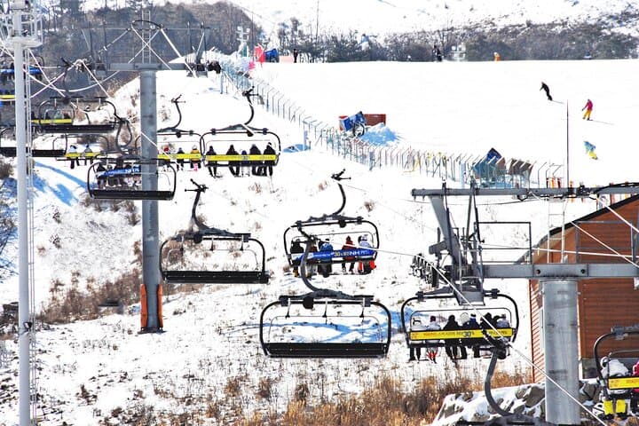 Eden Valley Ski Day from Busan — Beginner Slopes, Lessons & Sledding photo 6