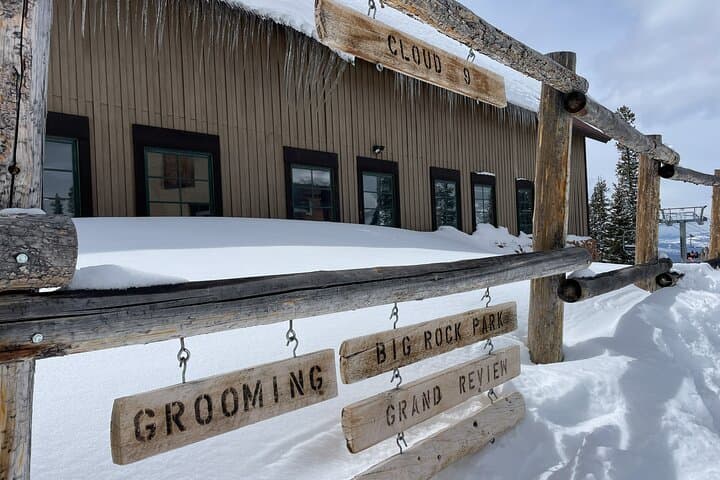 Self-Guided Vail Bar Crawl: App-Led Scavenger Hunt Through Vail Village photo 2