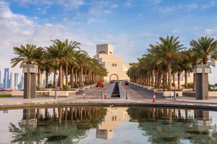 Doha Full-Day Transit City Tour: Corniche, MIA, Katara & The Pearl photo 3