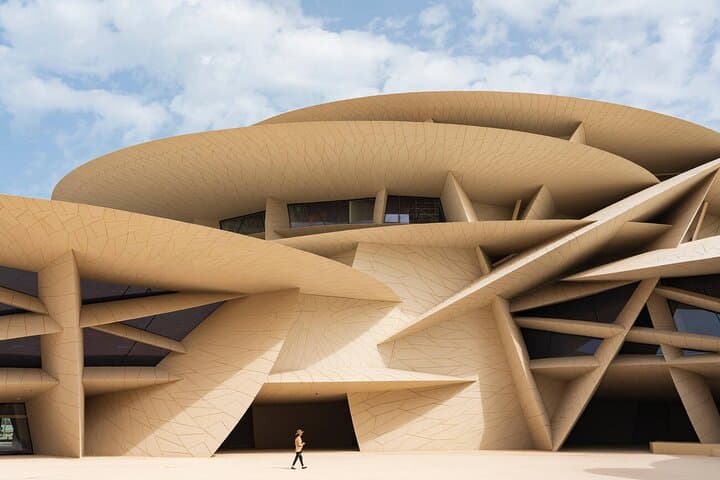 Doha Full-Day Transit City Tour: Corniche, MIA, Katara & The Pearl photo 4