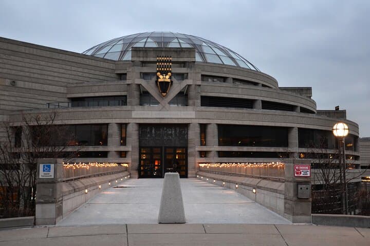 Detroit Murder Mystery Quest: GPS-Guided Outdoor Detective Game photo 2