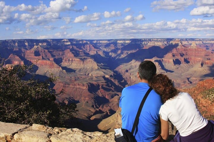 Las Vegas to Grand Canyon South Rim: Bus Tour with IMAX Experience photo 3