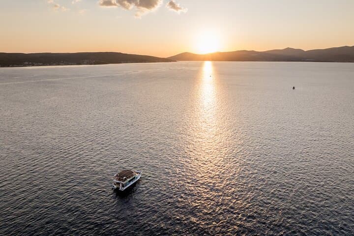 Split Sunset Cruise with Drink and Swim Stop — Evening Motorboat Tour photo 6
