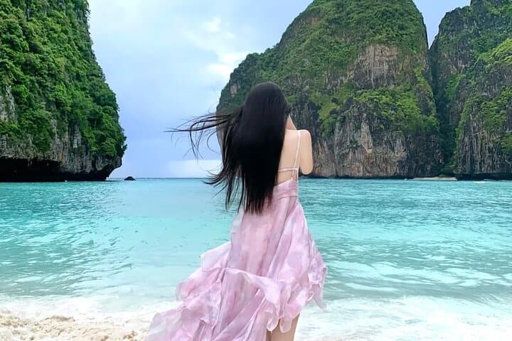 day-trip-to-maya-bay-phi-phi-island-catamaran-tour