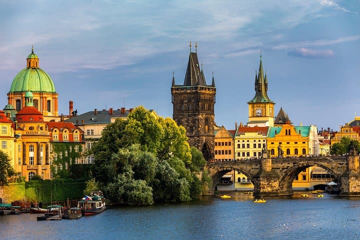 Prague Bohemian Rhapsodies Audio Scavenger Hunt — App-Led City Adventure photo 3