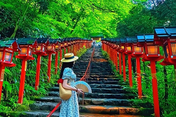 Full-Day Kyoto Highlights: Kifune Shrine, Sanzen-in, Arashiyama Bamboo Forest & Yuzen Korin