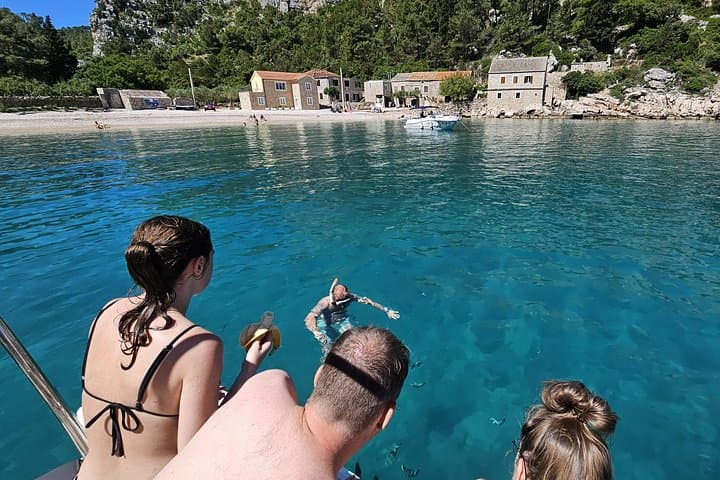 Private Hvar & Brač Day Tour — Hidden Bays, Zlatni Rat and Blue Lagoon photo 3