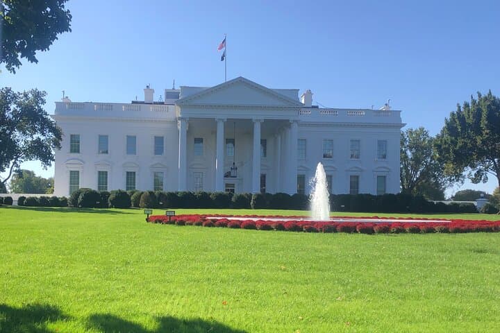 Inside Washington DC’s Presidential Memorials: Private National Mall Walking Tour photo 3