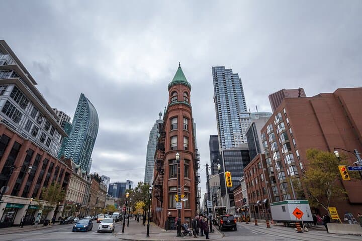 Toronto Murder Mystery Quest: Outdoor Detective Game Through Downtown photo 5
