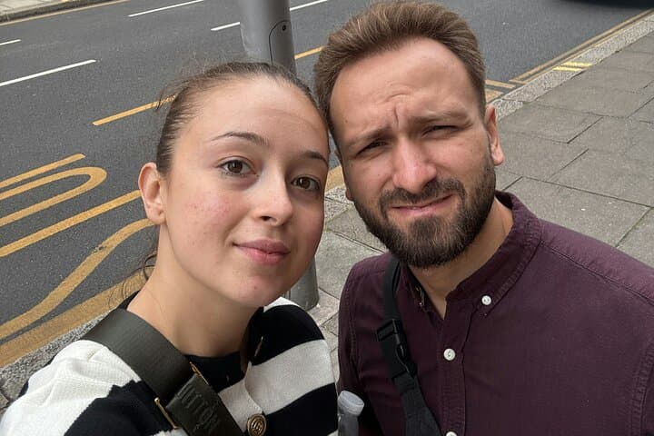 Kensington Murder Mystery: GPS Escape Game Through London's Streets photo 3