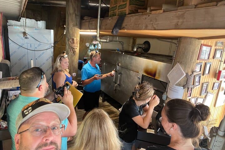 Cape May Back Bay Floating Food Tour: Taste South Jersey from the Water photo 2