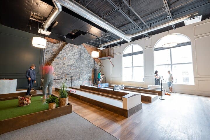 Vintage & Immersive Mini Golf in Quebec City — Indoor 18-Hole Experience photo 2