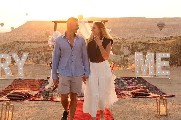 Cappadocia Proposal Photoshoot: Sunrise Balloons & Fairy Chimneys photo 6