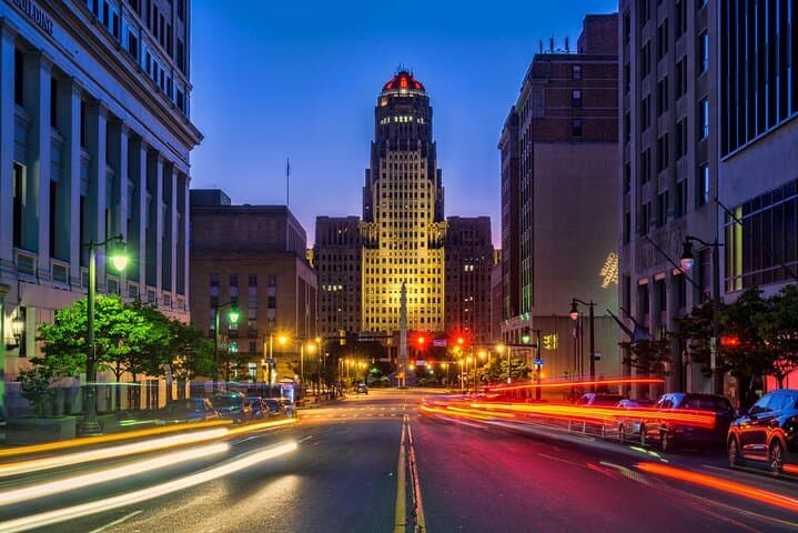 Buffalo Downtown Architecture Walking Tour: Two-Hour Guided Tour of Historic Buildings photo 2