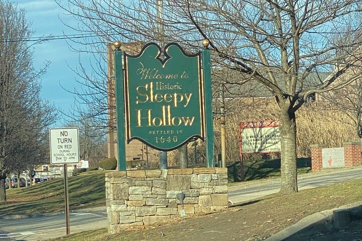 Hoboken Day Trip to Sleepy Hollow & Historic Tarrytown — Fall Foliage, Old Dutch Church & Farmers Market