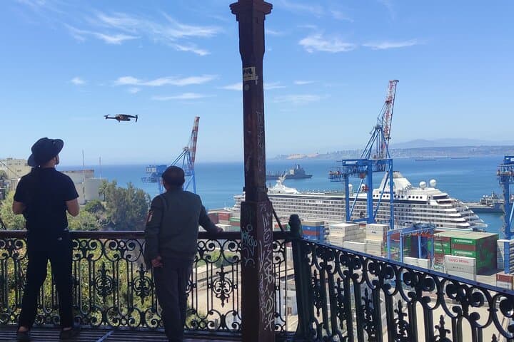 Valparaíso & Viña del Mar Day Tour from Santiago — Funiculars, Beaches & Street Art