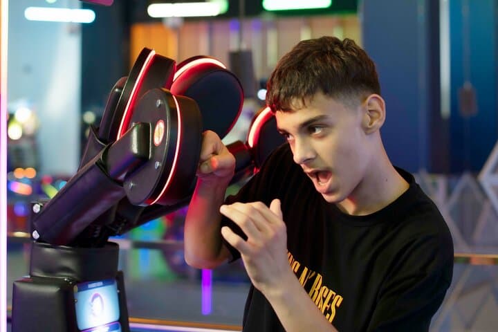 Play DXB Dubai VR Park: Dubai Mall Virtual Reality Rides & Pay-and-Play Pass photo 4