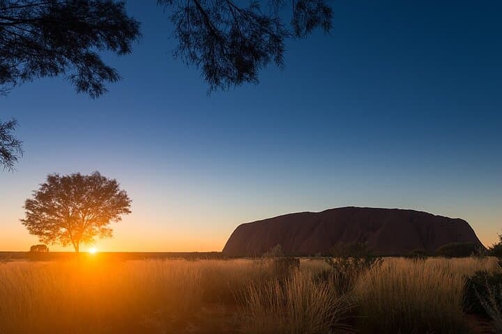 Overnight at Uluru: Sunset BBQ, Sunrise Views & Kata Tjuta Walpa Gorge photo 3