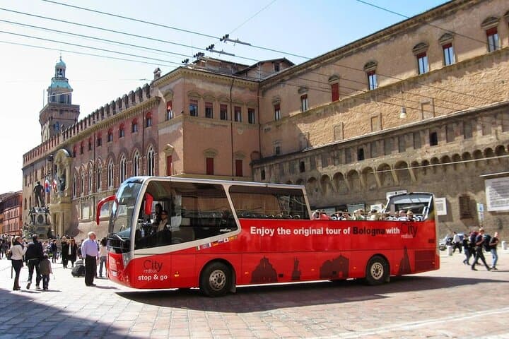 Bologna Open Bus and San Luca Express: Hilltop Basilica, Portico & Food Tasting photo 2