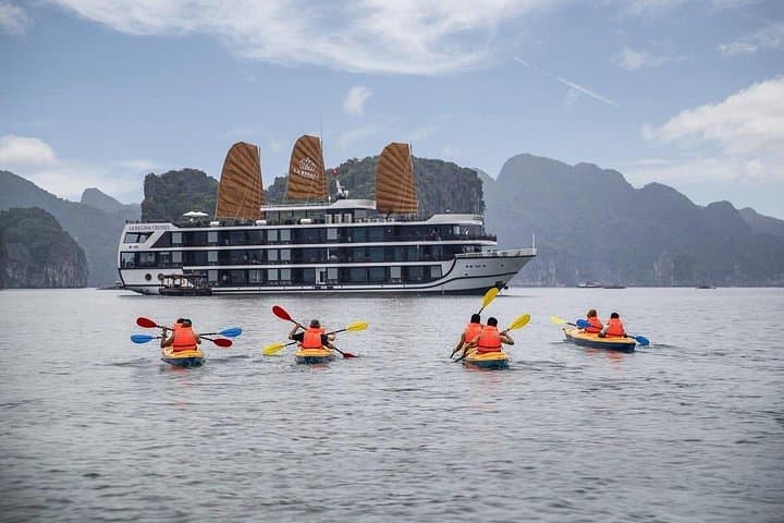 La Regina 2D1N Luxury Cruise: Halong & Lan Ha Bay with Local Cuisine photo 2