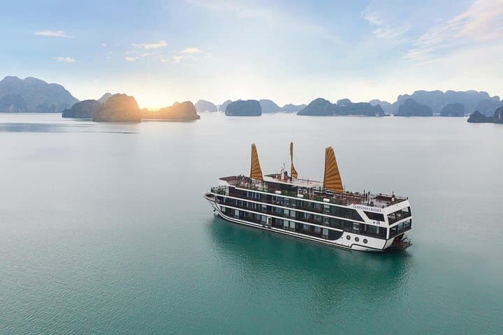 La Regina 2D1N Luxury Cruise: Halong & Lan Ha Bay with Local Cuisine photo 3