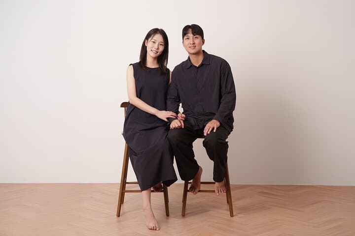 K-Style Couple Photoshoot in Gangnam — Seoul Studio Portrait Session with Hair & Makeup photo 2