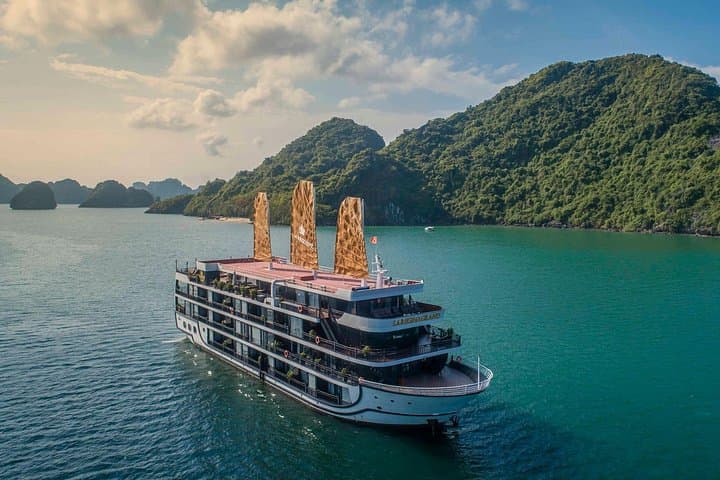 La Regina 2D1N Luxury Cruise: Halong & Lan Ha Bay with Local Cuisine photo 1