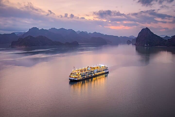 Indochine 5-Star Cruise: Halong & Lan Ha Bay 2D1N Luxury Experience